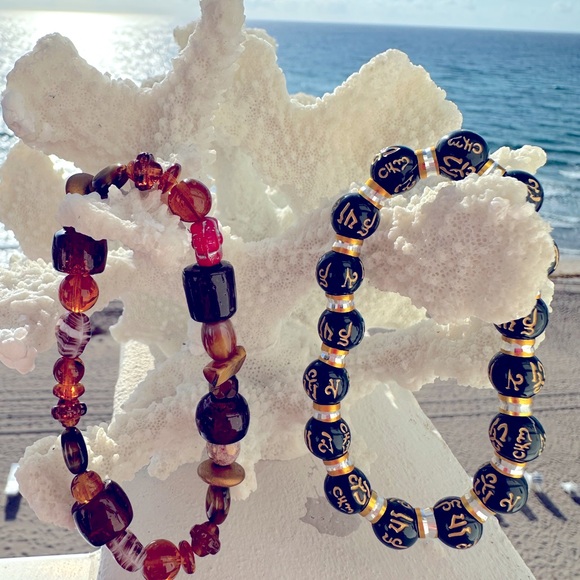 BRACELET - Elegant Beaded Bracelet Set - UNISEX- Black and Brown and … - Picture 7 of 10